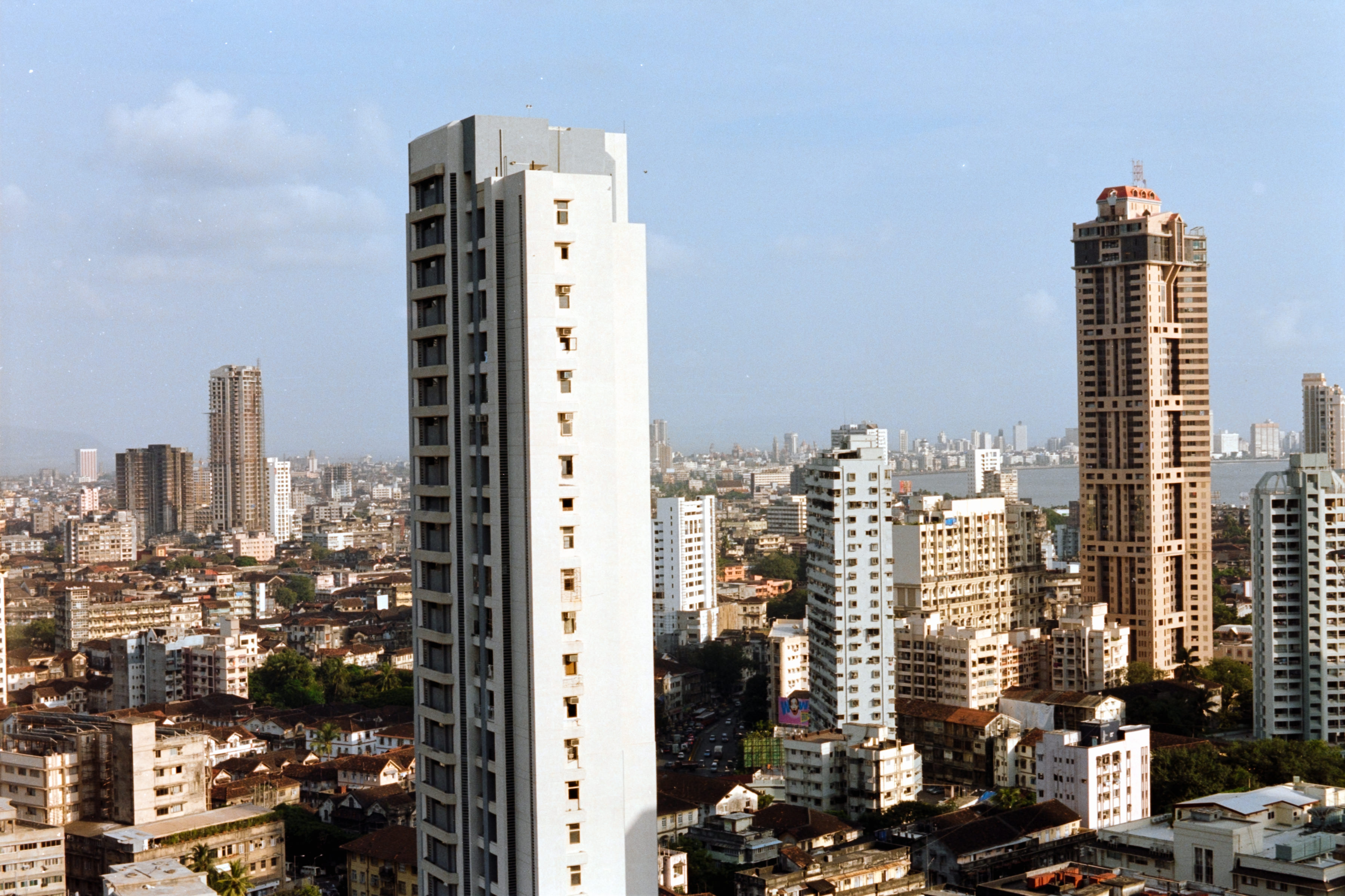 AHP F2004 09 001 sc250526 img12 NLP